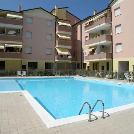 With Pool Near The Apartment
